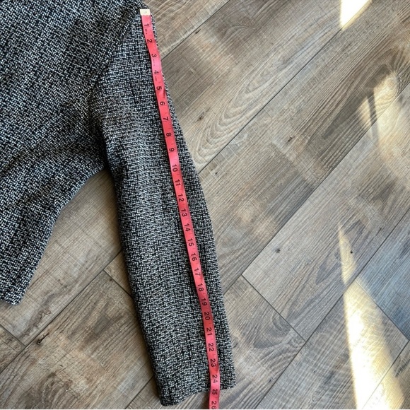 Dana Buchman Gray and Black Blazer - Picture 6 of 7